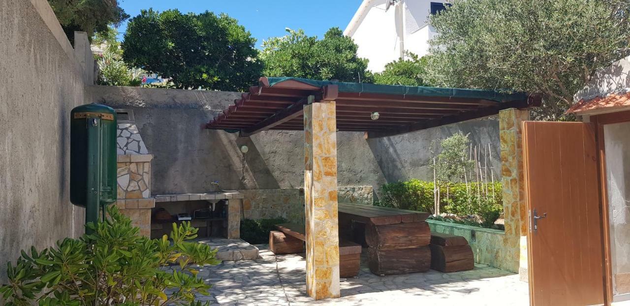 Apartmani Presecki Pag Town Kültér fotó